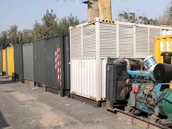 兴义200KW柴油发电机机组每小时油耗是多少？